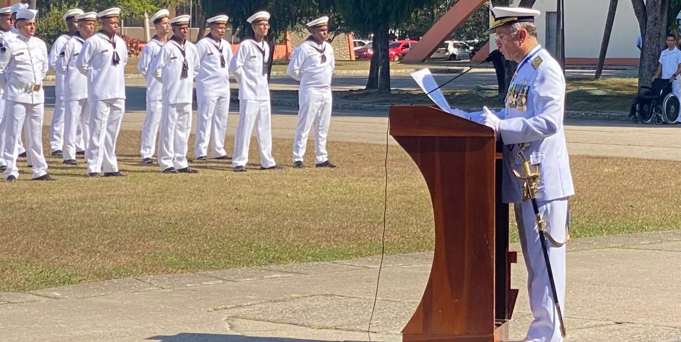 Vice-almirante Renato Rangel Ferreira no Comando